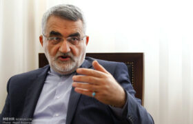 تفاهمنامه نباید به تصویب مجلس برسد؛ ایران دانش هستهای را رها نمیکند