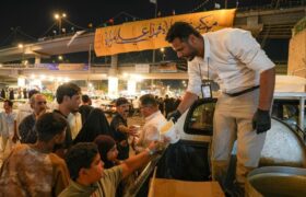 خدمترسانی موکب ها به زائران عید غدیر در نجف اشرف