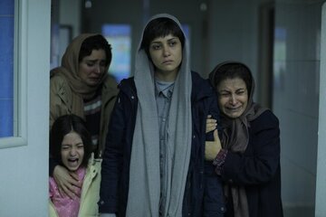 درام اجتماعی غیبش زده یا زندگی تماشاگر ایرانی بهقدر کافی تلخ است؟/ ژانر کمدی ؛ اسب برنده گیشه ۱۴۰۴
