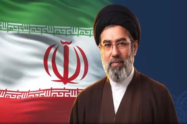 رهبر انقلاب: باید با ایستادگی و حفظ وحدت، نقشههای دشمن را خنثی کنیم