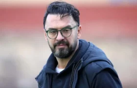 ستاره سابق استقلال عزادار شد