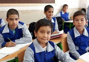 مدارک مورد نیاز اتباع خارجی برای ثبتنام در «مدارس ایرانی» اعلام شد