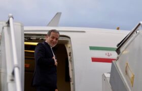 هیئت مذاکرهکننده عازم سوئیس شد