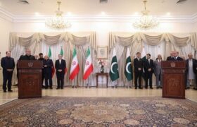 پزشکیان: دست دوستی به سوی کشورهای اسلامی منطقه دراز میکنیم