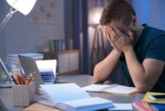 چرا شبهای امتحان در سکوت رنج میکشیم؛ پشت نقاب من خوبم/ اینفوگرافیک