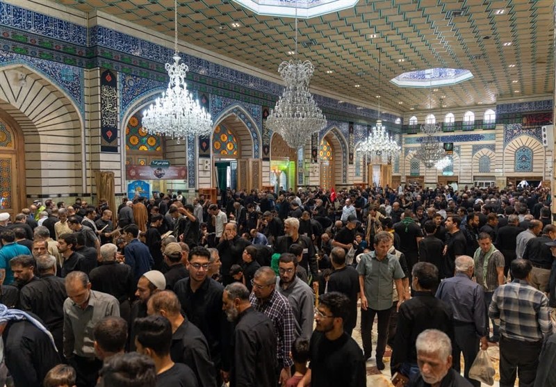 گزارش زنده و لحظهبهلحظه تسنیم از بدرقه آقای شهید ایران در قم تشییع رهبر شهید , تشییع امام شهید , تشییع آیتاللهالعظمی سید علی خامنهای , بدرقه آقای شهید ایران , اخبار استان قم , آیتالله سید علی خامنهای ,