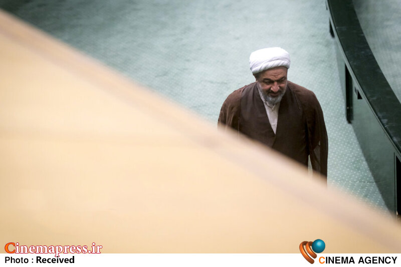 برخی به طور هدفمند به «کمیسیون فرهنگی مجلس» حمله کردند/ «کمیسیون» درباره «سلبریتیها» اقدامی نکرده است