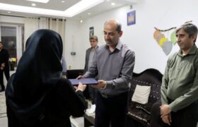 مسئولان دشتی با خانواده خبرنگار فقید شهرستان دیدار کردند