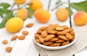 هسته زردآلو را نخورید!/ تلخی گیری به معنی بی خطر شدن هسته نیست!