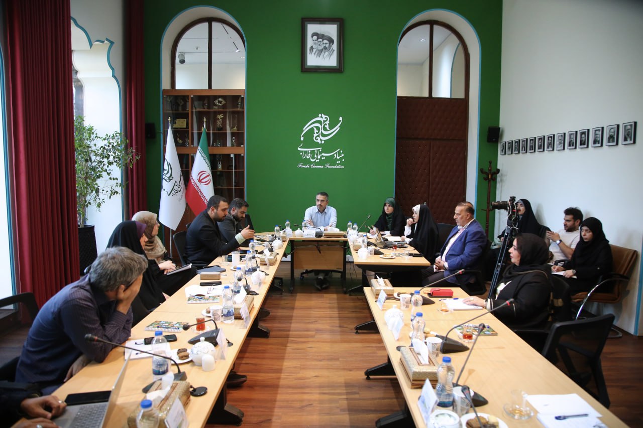 ردهبندی سنی فقط یک عدد روی پوستر نیست/ بررسی چالشها و ضرورتها/ در نشست تخصصی ردهبندی سنی آثار نمایشی مطرح شد ردهبندی سنی فقط یک عدد روی پوستر نیست/ بررسی چالشها و ضرورتها/ در نشست تخصصی ردهبندی سنی آثار نمایشی مطرح شد
