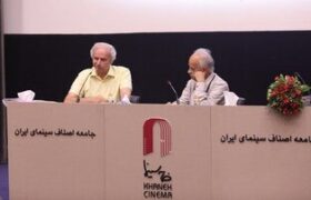 روزنامهنگاری که هیچکس به اندازهاش با هنرمندان، موسیقیدانان و ورزشکاران عکس ندارد