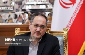 نگاهداری: منفعتجویان از جیب مردم و آبروی فداکاران انقلاب خرج میکنند