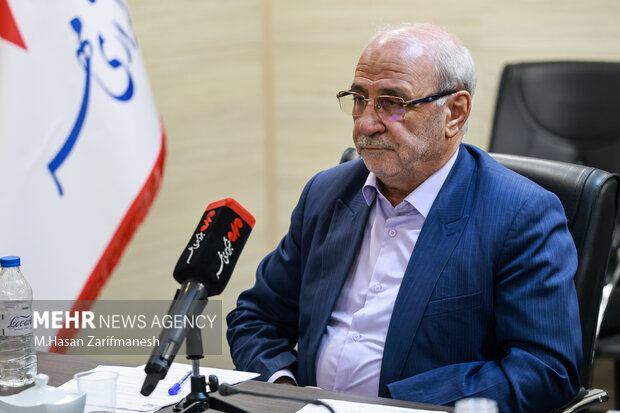 حاجیدلیگانی: قرار نبود دلار بر همه شئونات زندگی مردم سایه بیندازد